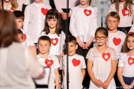 Območna revija otroških in mladinskih pevskih zborov občin Kamnik in Komenda (44)